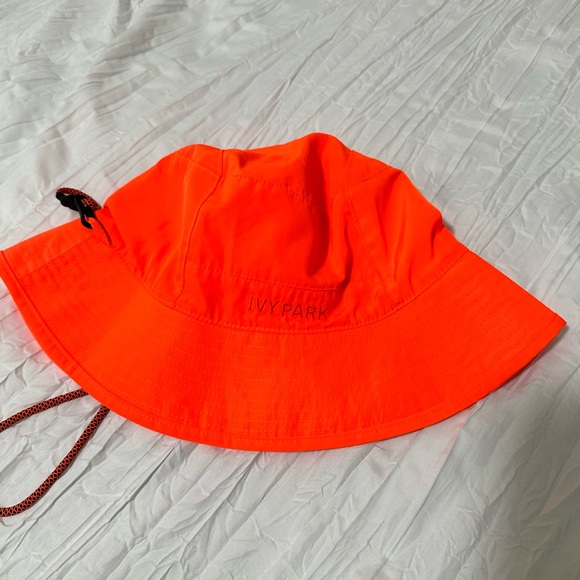 Ivy Park x Adidas bucket hat - Picture 5 of 7